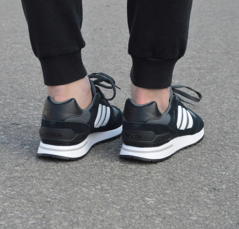 アディダス スニーカー RUN 80s LLA03 メンズ グレースリー いや、あの